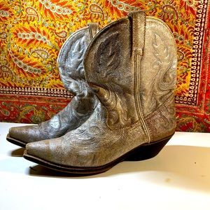 Laredo Silver Sheen Cowgirl Boots